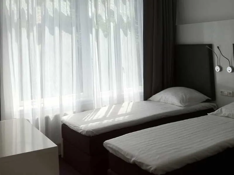 אמסטרדם Hotel Vossius Vondelpark