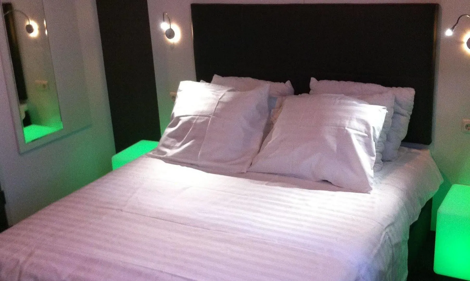 אמסטרדם Hotel Vossius Vondelpark הולנד